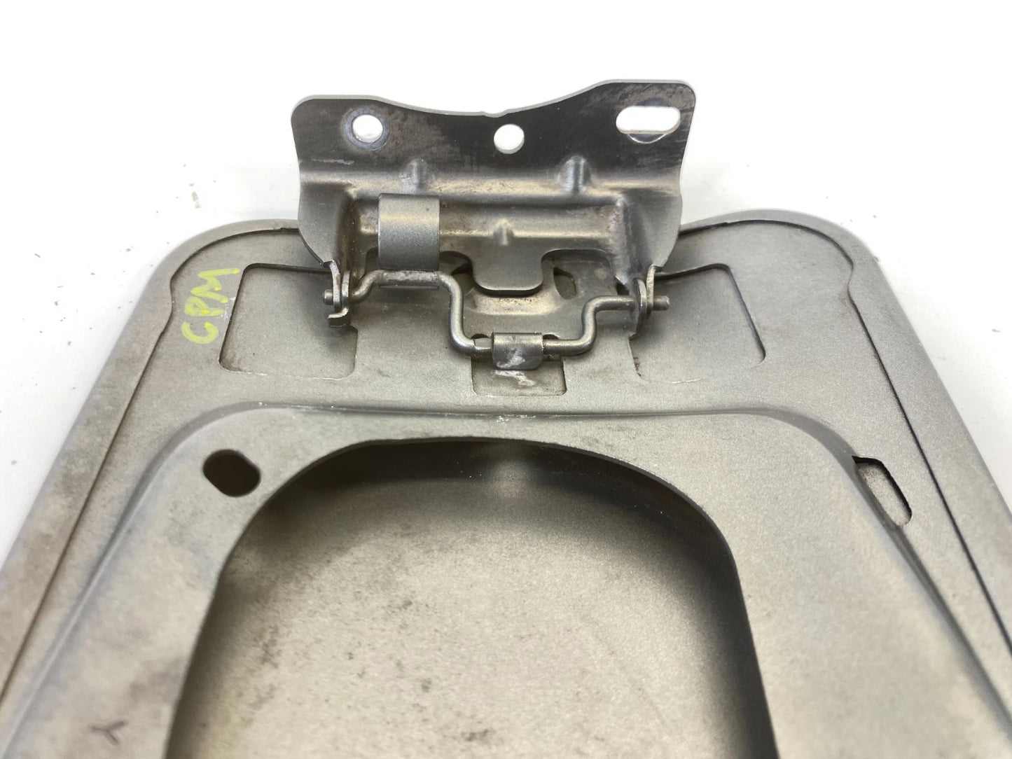2005-2010 CHRYSLER 300 SEDAN FUEL FILLER DOOR GAS TANK CAP COVER LID OEM