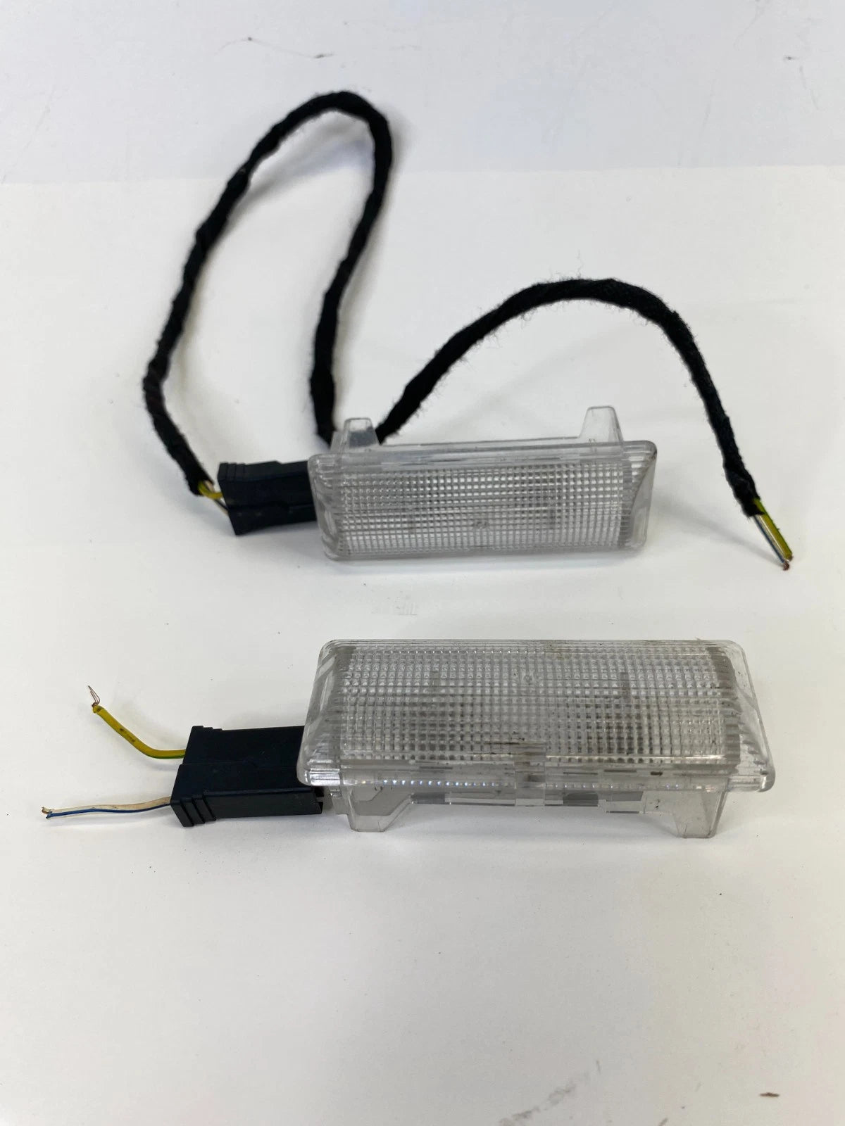 2013-2019 FORD POLICE INTERCEPTOR SEDAN REAR INTERIOR COURTESY LIGHT LAMP PAIR