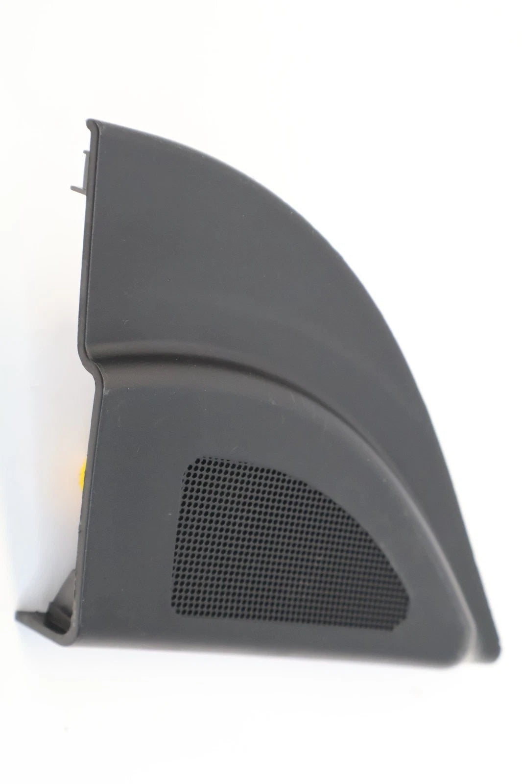 12-17 HYUNDAI ACCENT FRONT RH DOOR INNER CORNER COVER TRIM PANEL 876601R020 OEM