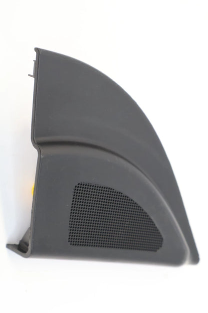 12-17 HYUNDAI ACCENT FRONT RH DOOR INNER CORNER COVER TRIM PANEL 876601R020 OEM