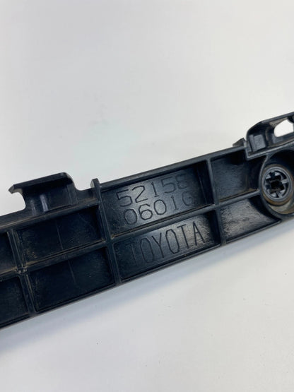 07-11 TOYOTA CAMRY REAR LEFT SIDE BUMPER SUPPORT BRACKET RETAINER 52158-06010