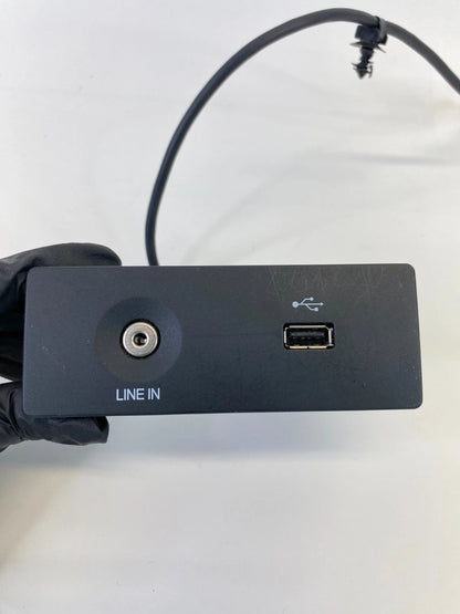 2013-2016 FORD ESCAPE CENTER CONSOLE AUDIO USB AUX AUXILIARY JACK SOCKET PORT