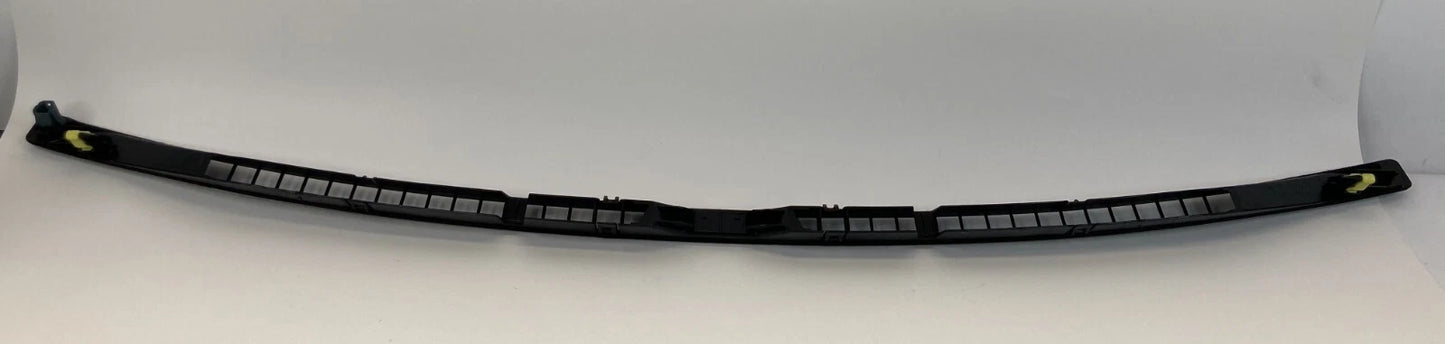 2004-2006 LEXUS RX330 UPPER DASHBOARD DEFROSTER VENT GRILLE TRIM 55981-0E010 OEM