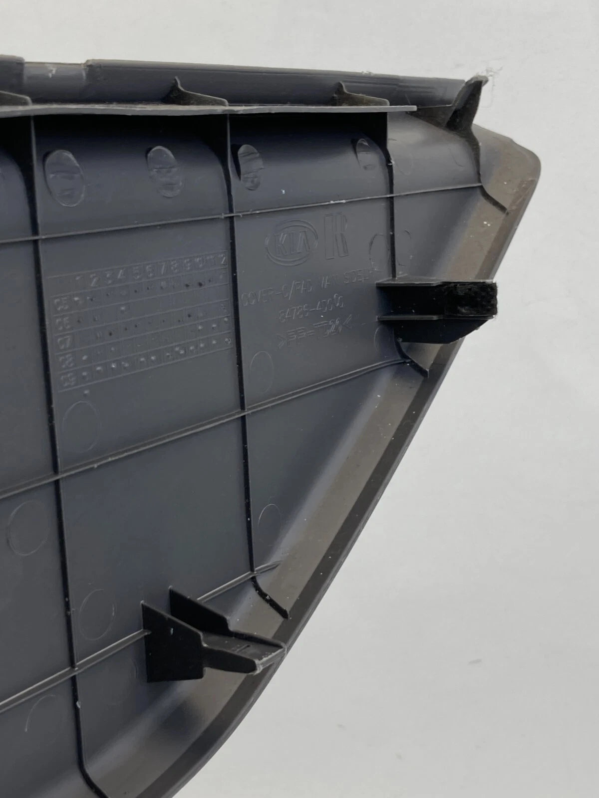 2007-2010 KIA SEDONA FRONT LEFT DRIVER SIDE INTERIOR DASH END TRIM CAP OEM