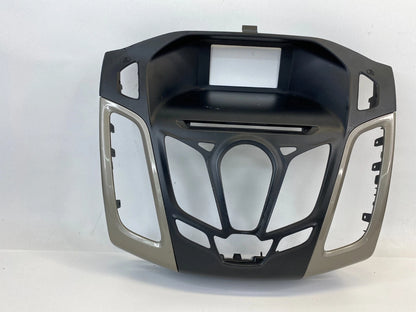 12-14 FORD FOCUS SEDAN DASH CENTER RADIO COVER BEZEL COVER TRIM CM51-18835-JAW