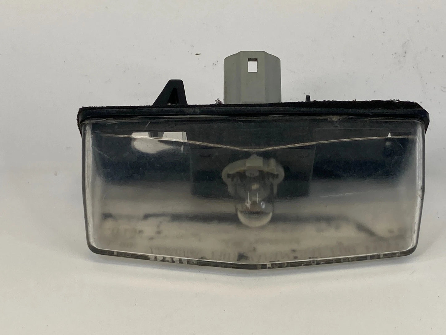 2005-2016 SCION TC REAR TRUNK LID LEFT OR RIGHT LICENSE PLATE LIGHT LAMP OEM