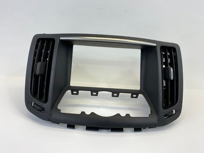 07 08 Infiniti G35 Dash Radio Navigation Info Screen Bezel w Air Vent 68270JK00A