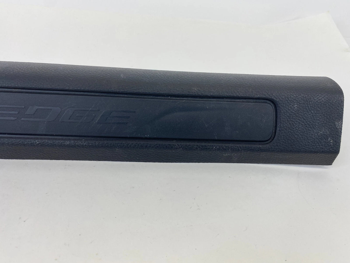 2015-2024 FORD EDGE FRONT RIGHT DOOR SILL SCUFF PLATE TRIM COVER FT4B-R13200 OEM