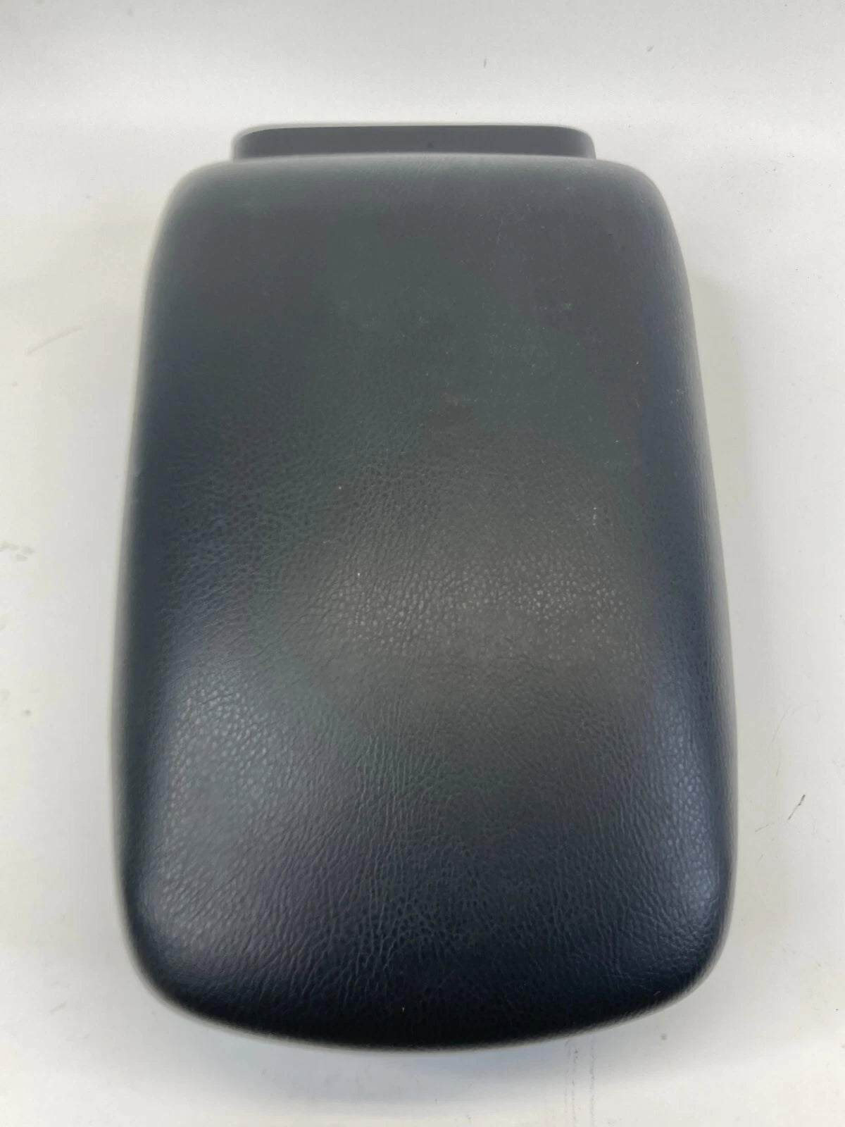 2013-2019 NISSAN SENTRA CENTER CONSOLE ARMREST ARM REST LID COVER W/ SLIDING OEM