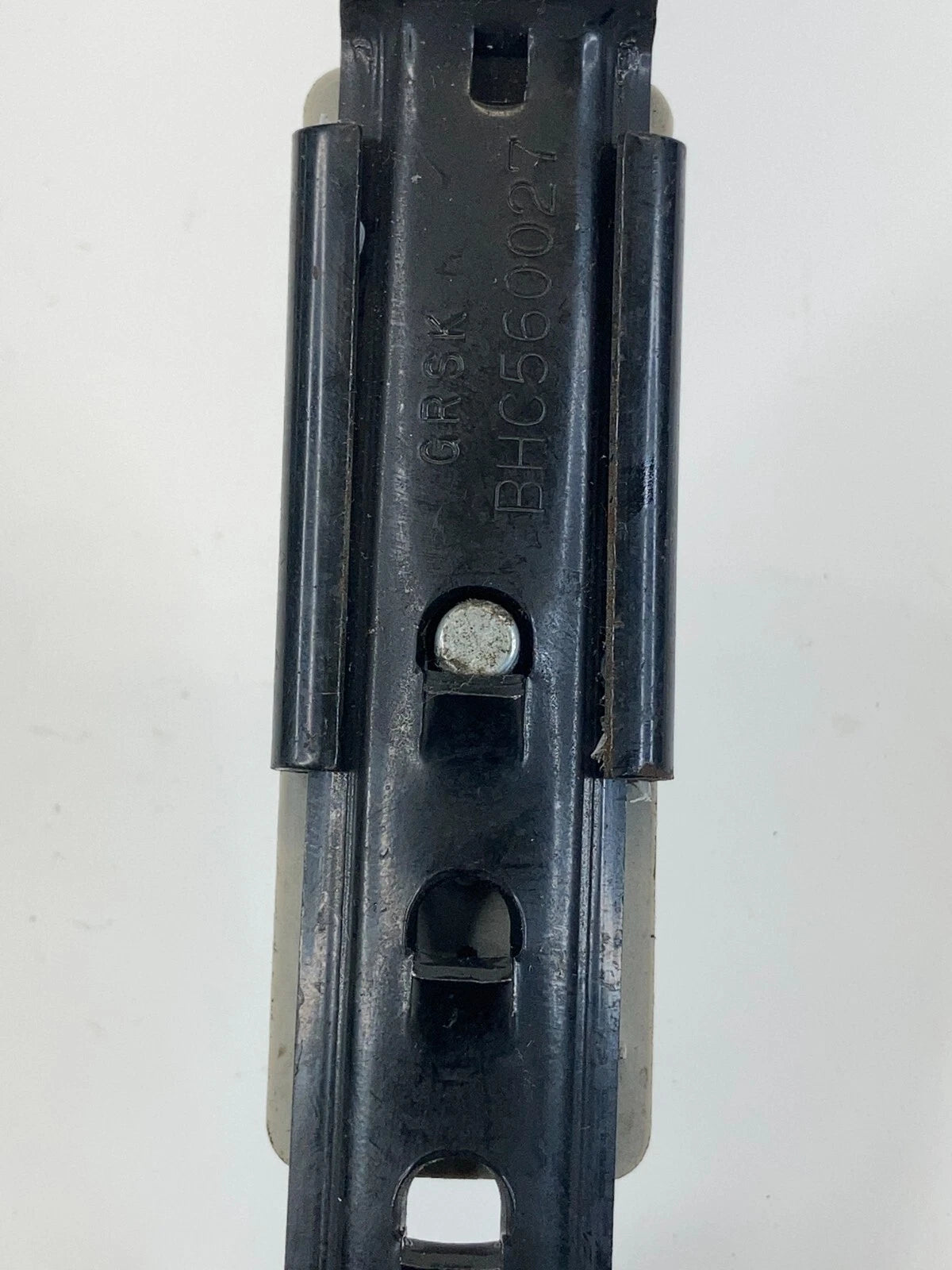2008-2013 MAZDA MAZDA5 FRONT RIGHT PASSENGER SIDE SEAT BELT HEIGHT ADJUSTER OEM