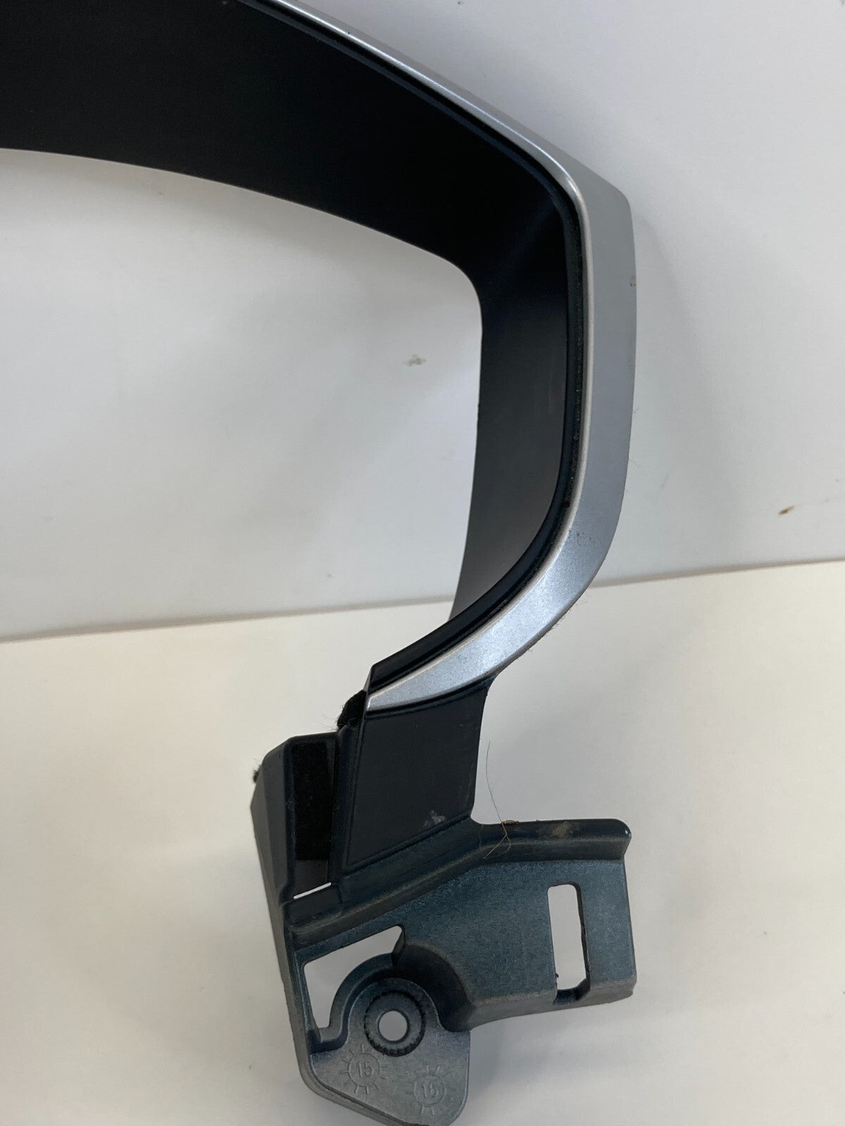 2013 14 15 2016 Ford Fusion Speedometer Instrument Cluster Dash Bezel Trim