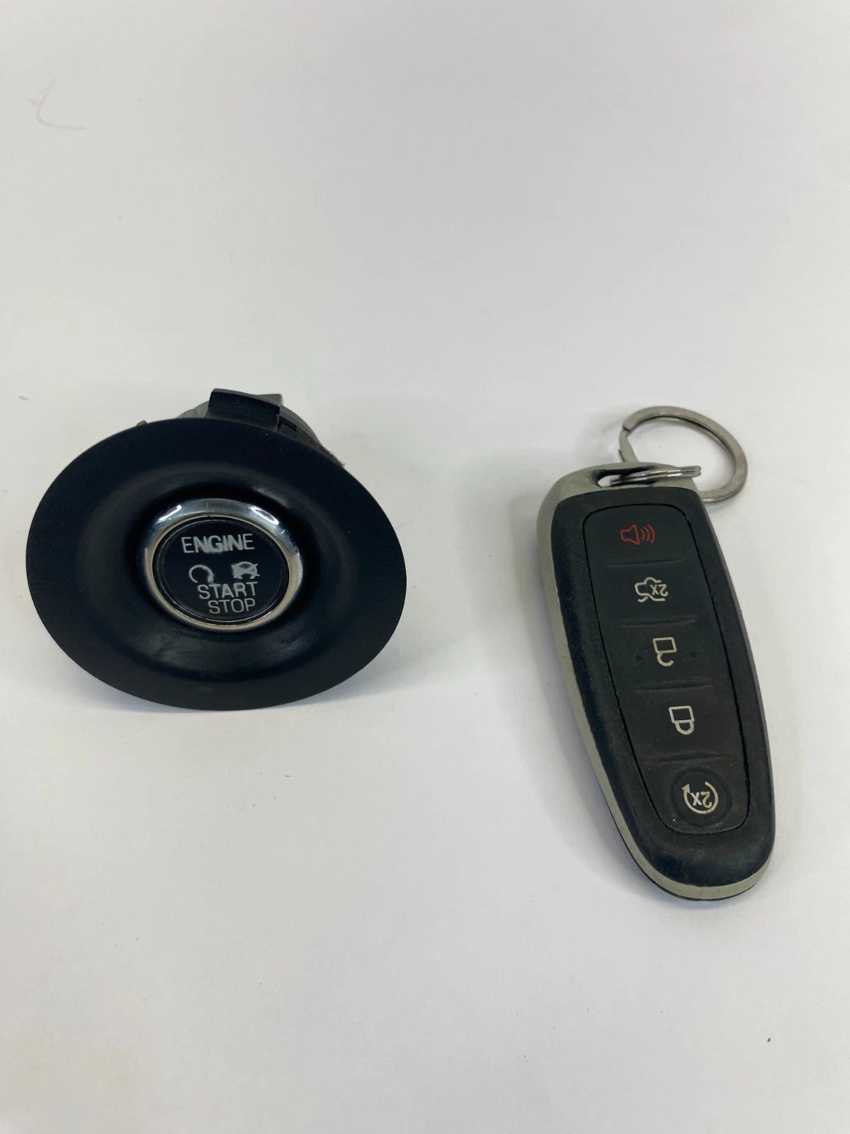 2011-2015 FORD EXPLORER ENGINE START STOP SWITCH W/ KEYLESS IGNITION REMOTE KEY