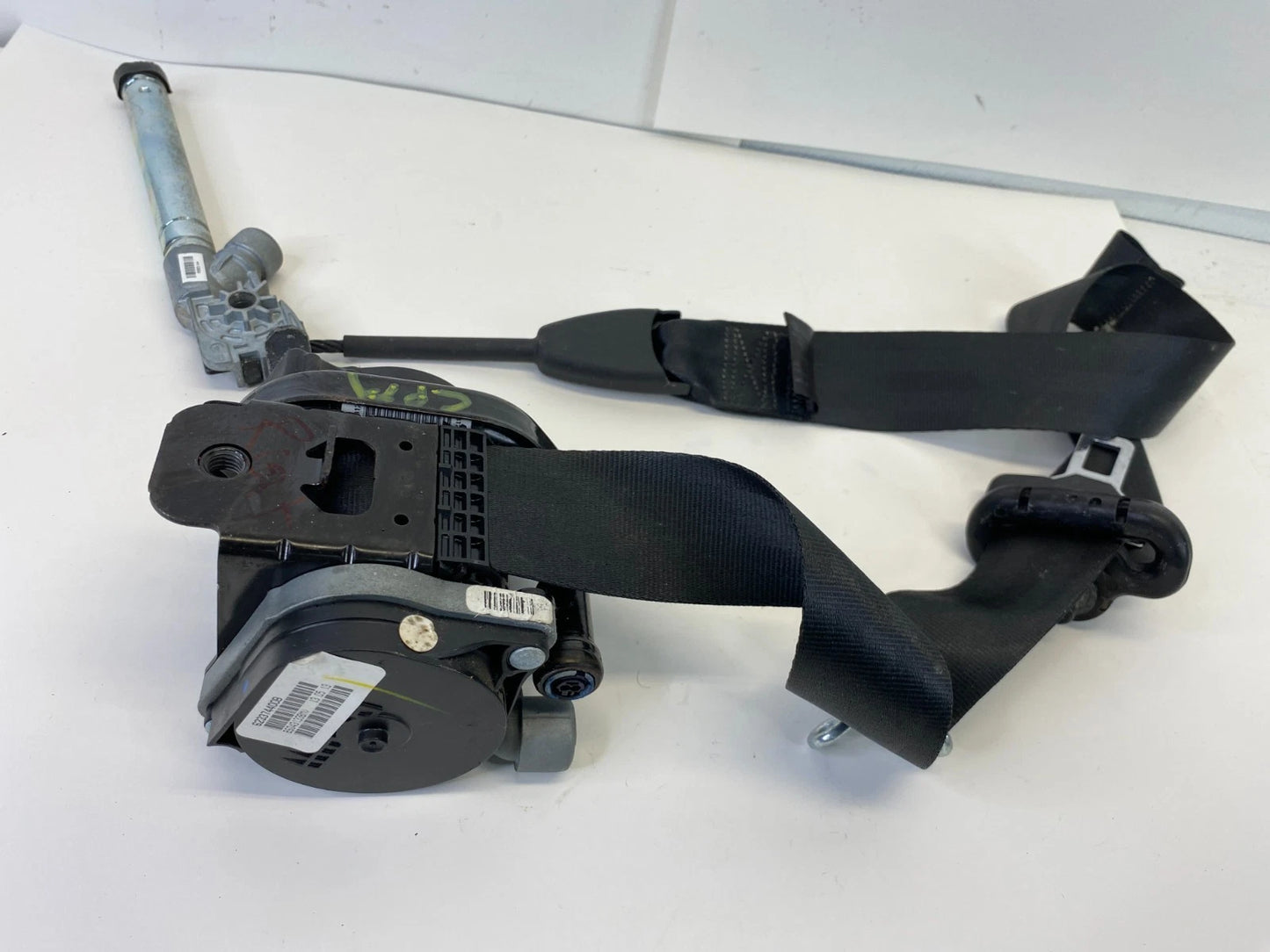2013-2018 FORD FOCUS FRONT RIGHT PASSENGER SEAT BELT RETRACTOR 623374400B OEM