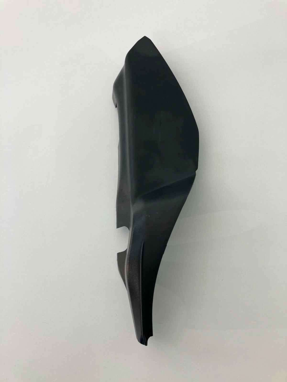 2010-2014 SUBARU OUTBACK REAR RIGHT LIFTGATE TAILGATE TRIM COVER RH 63134AJ00B