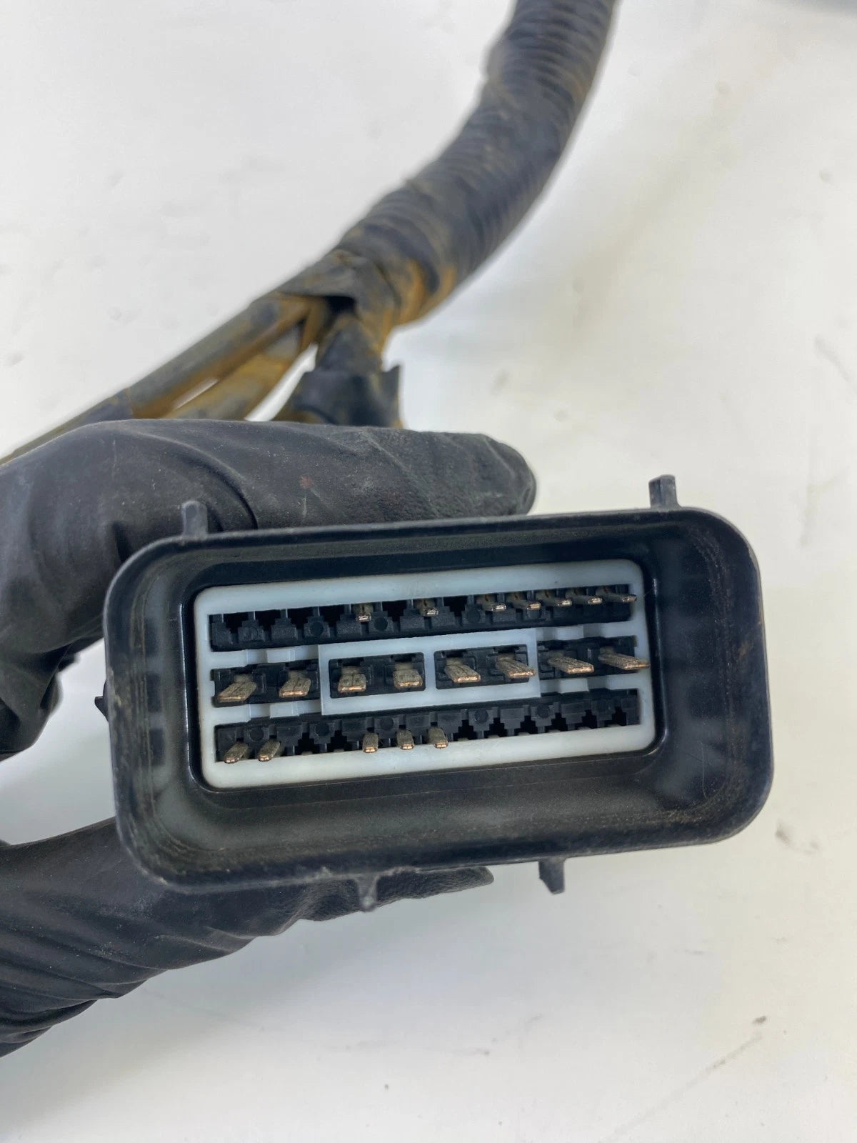 2011-2019 Ford Explorer 13-19 Police Interceptor Utility Battery Terminal Wire