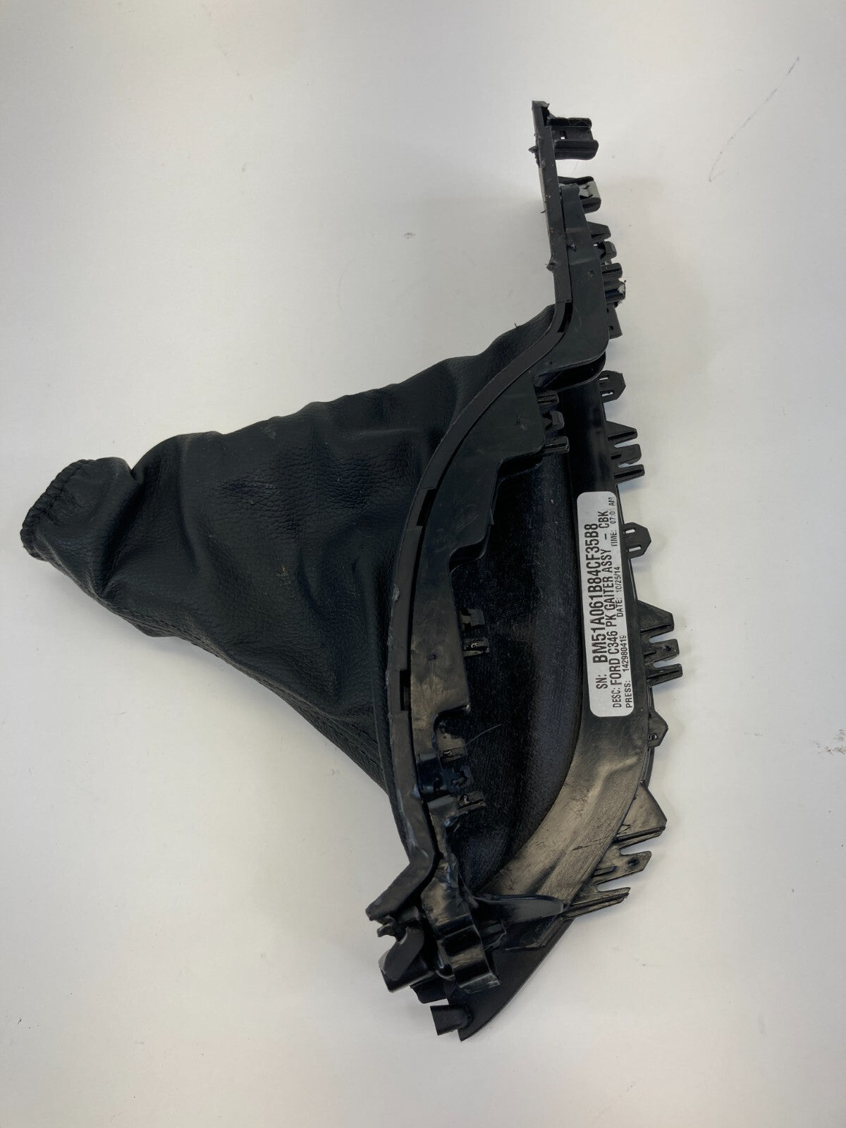 2012-2014 Ford Focus Center Console Parking Brake Handle Boot BM51A061B84CF OEM