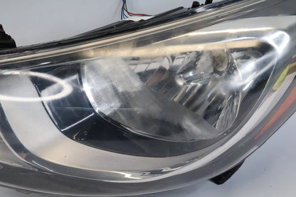 2012-2014 HYUNDAI ACCENT FRONT LEFT DRIVER HEADLIGHT HEADLAMP HALOGEN 92101-1RXX