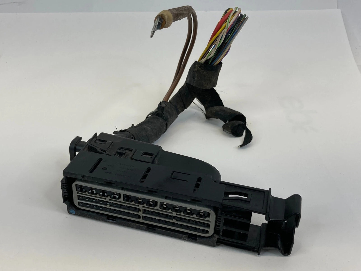 2003 03 MERCEDES-BENZ E 320 E320 3.2L ABS ANTI LOCK PUMP MODULE PLUG CONNECTOR