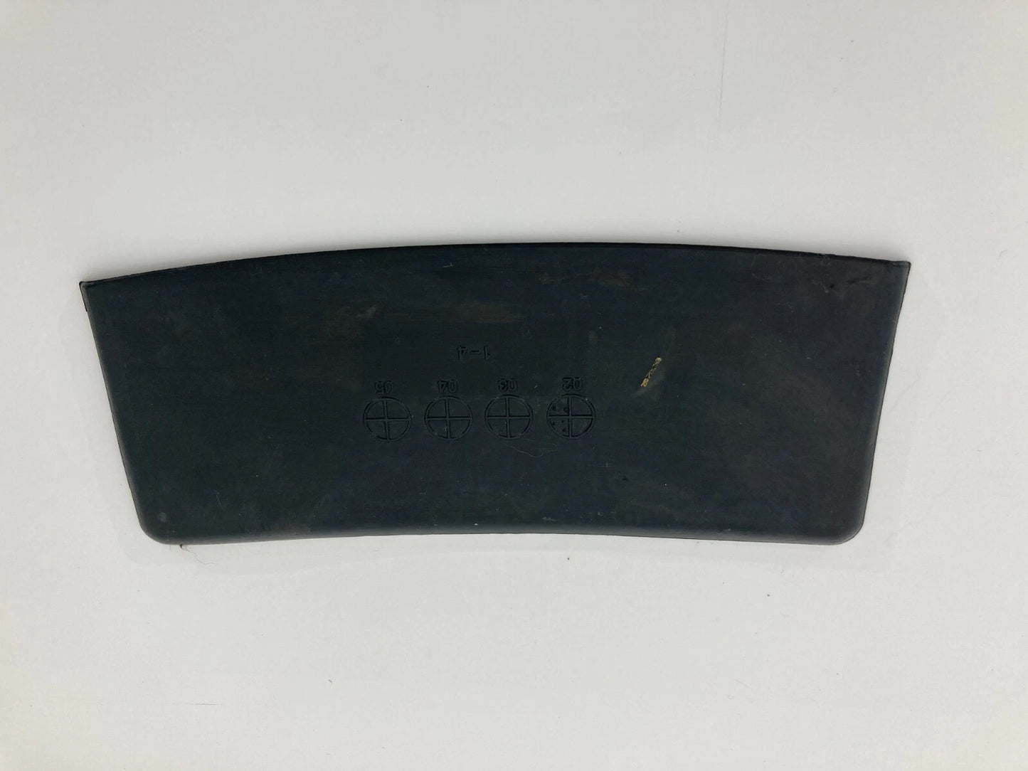 2003 2004 2005 2006 KIA SORENTO DASH RUBBER MAT LINER INSERT PANEL COVER OEM