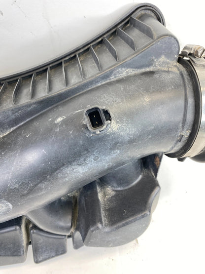 05-08 GRAND CHEROKEE 06-08 COMMANDER 5.7 AIR INTAKE CLEANER RESONATOR 53013517AD