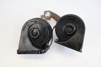 2011-2015 CHEVROLET CRUZE DUAL HORN HIGH LOW TONE ALARM SIGNAL PAIR SET OEM