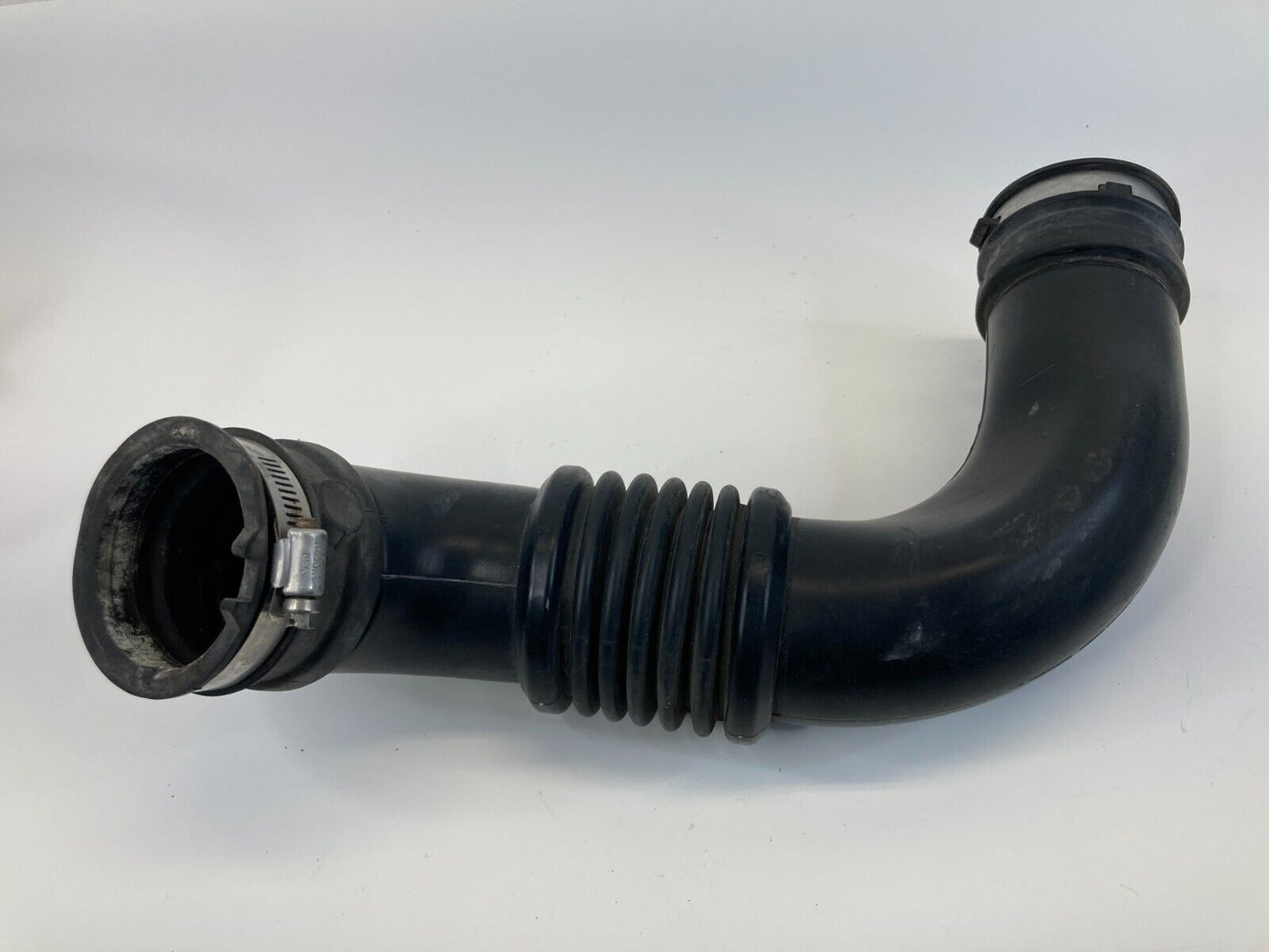 2007-2012 Dodge Caliber 2.0L Engine Air intake Cleaner Hose Duct Tube OEM