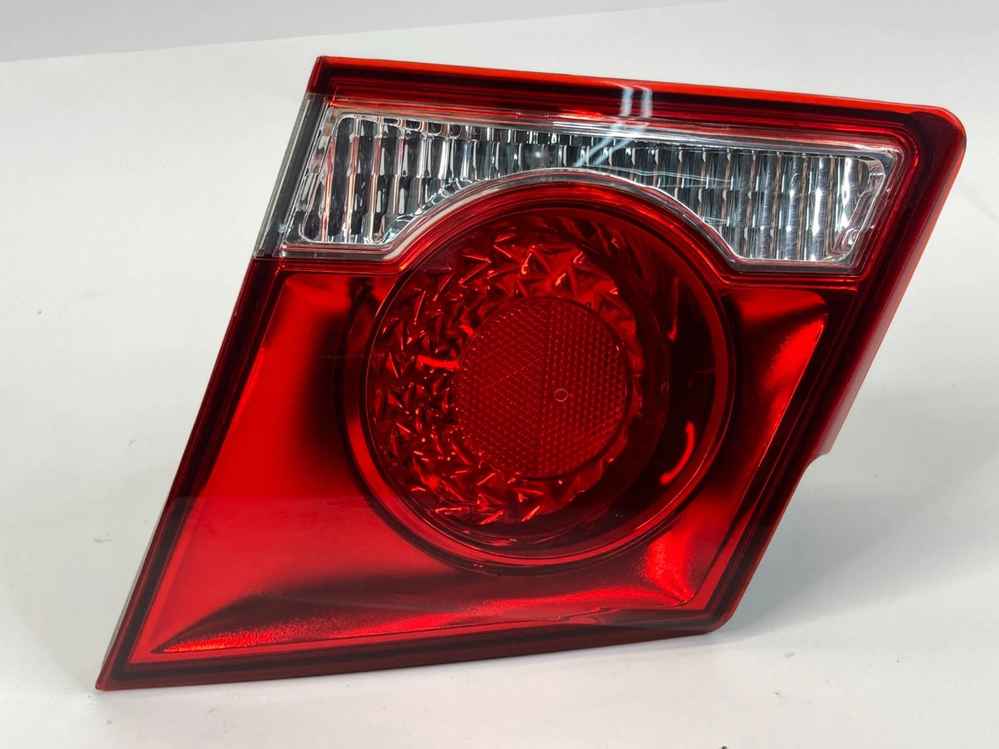 11-16 CHEVROLET CRUZE REAR RIGHT SIDE TRUNK TAIL LIGHT INNER TAILLIGHT LAMP OEM