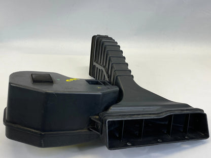 2014 2015 KIA SORENTO 3.3L AIR INTAKE INLET DUCT RESONATOR ASSY OEM 28210-1U600