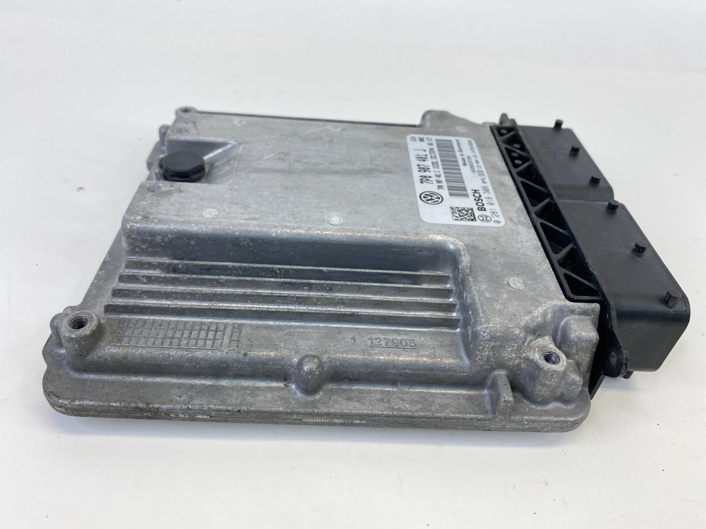 2011 2012 VW Volkswagen Touareg 3.0L Engine Computer Control Module ECM ECU PCM