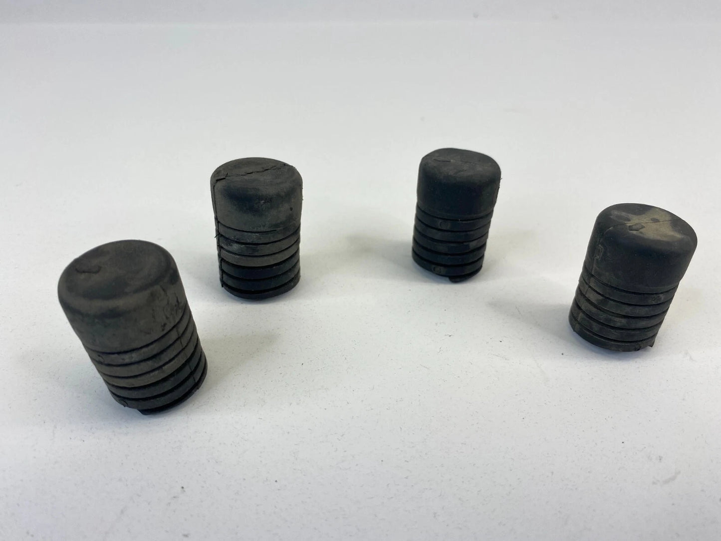 2001-2016 HYUNDAI ELANTRA FRONT HOOD RUBBER CUSHION BUFFER STOPPER BUMPER SET