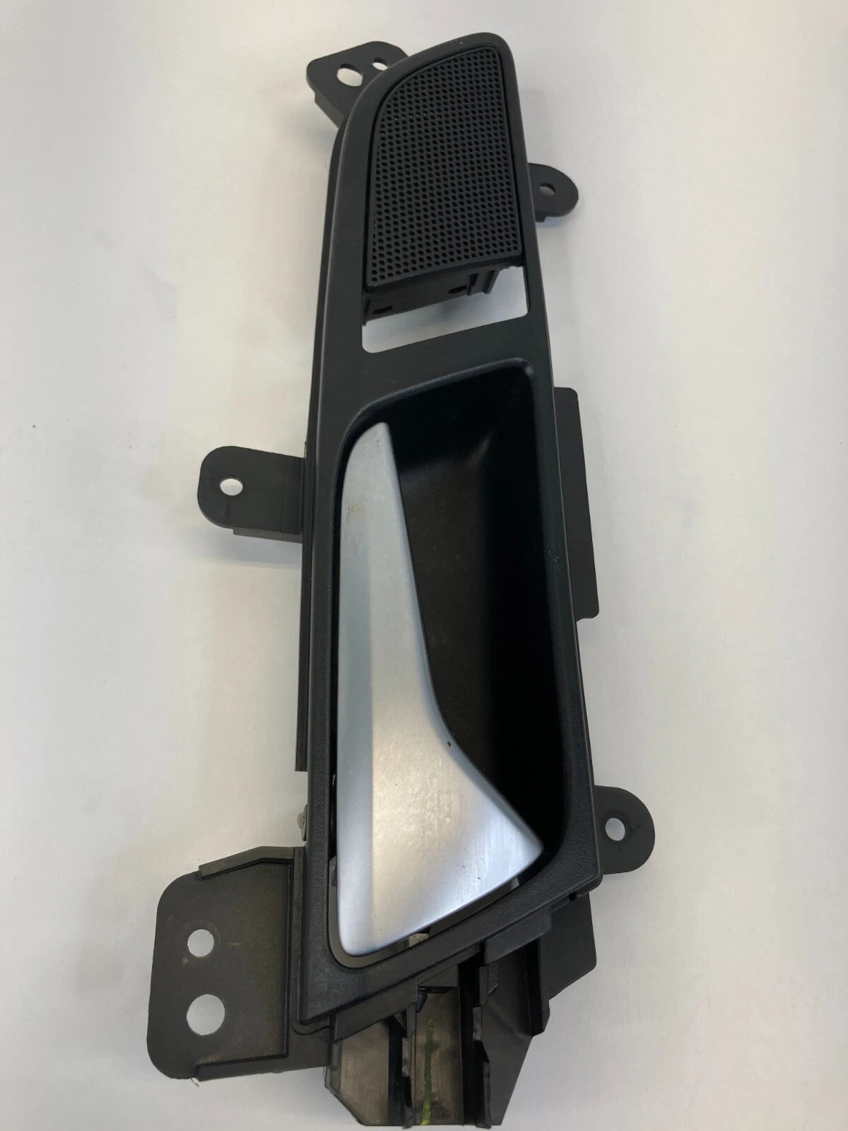 2012-2015 VOLKSWAGEN PASSAT REAR RIGHT SIDE INTERIOR DOOR HANDLE 561839114 OEM