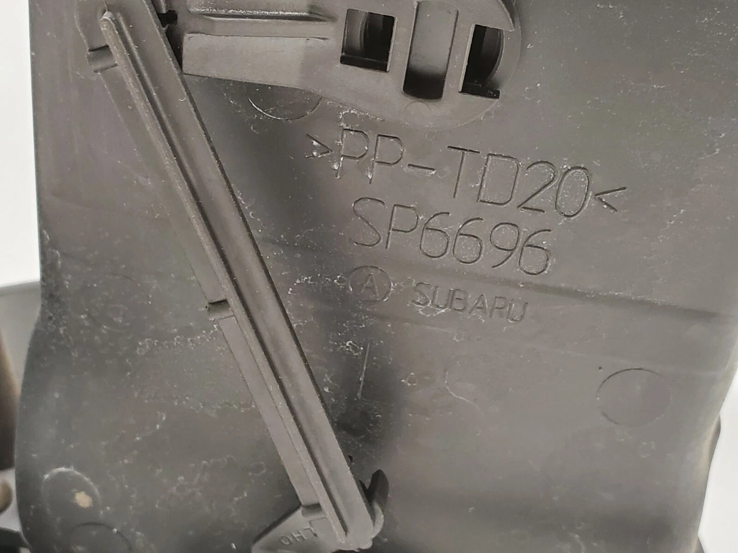 00-04 Subaru Legacy Dash Speedometer Cluster Bezel Trim w/ AC Vents Panel SP6696