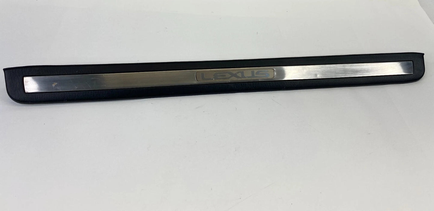 1998-2005 LEXUS GS300 FRONT RIGHT SIDE DOOR SILL SCUFF STRIP PLATE 67911-30100