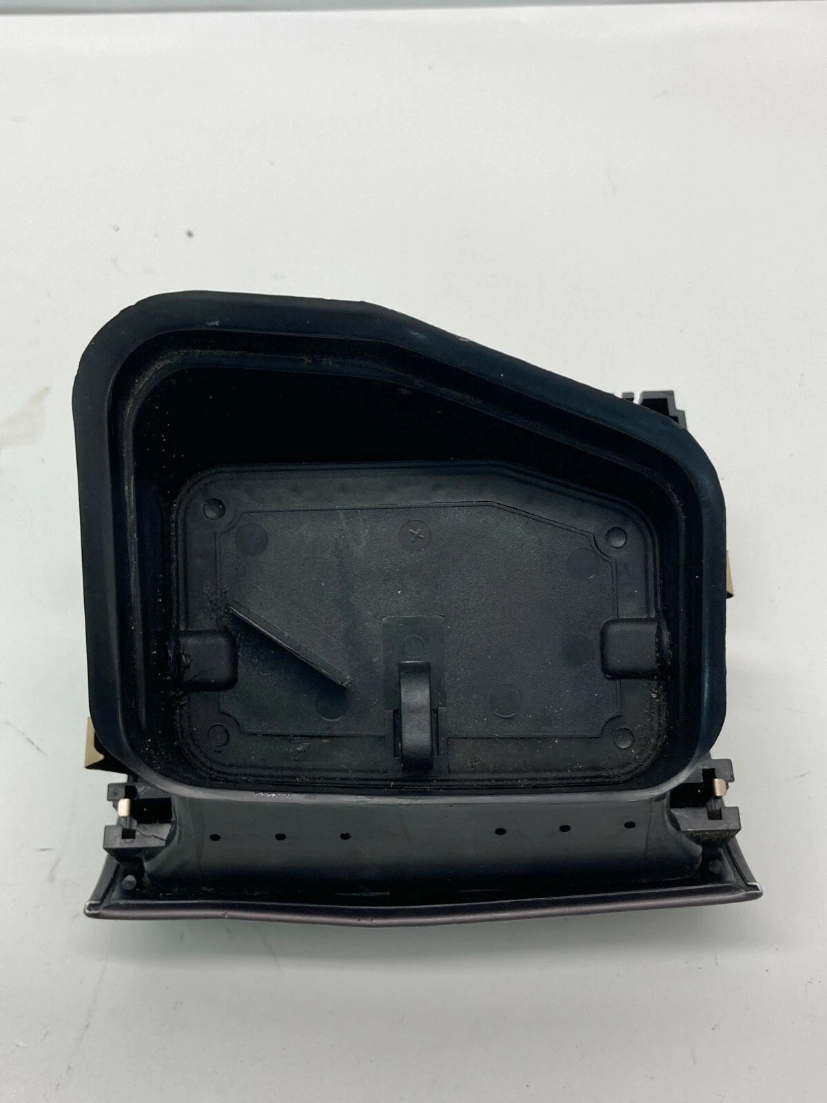 1998-2001 AUDI A6 QUATTRO REAR CENTER CONSOLE AC A/C HEATER AIR VENT OEM