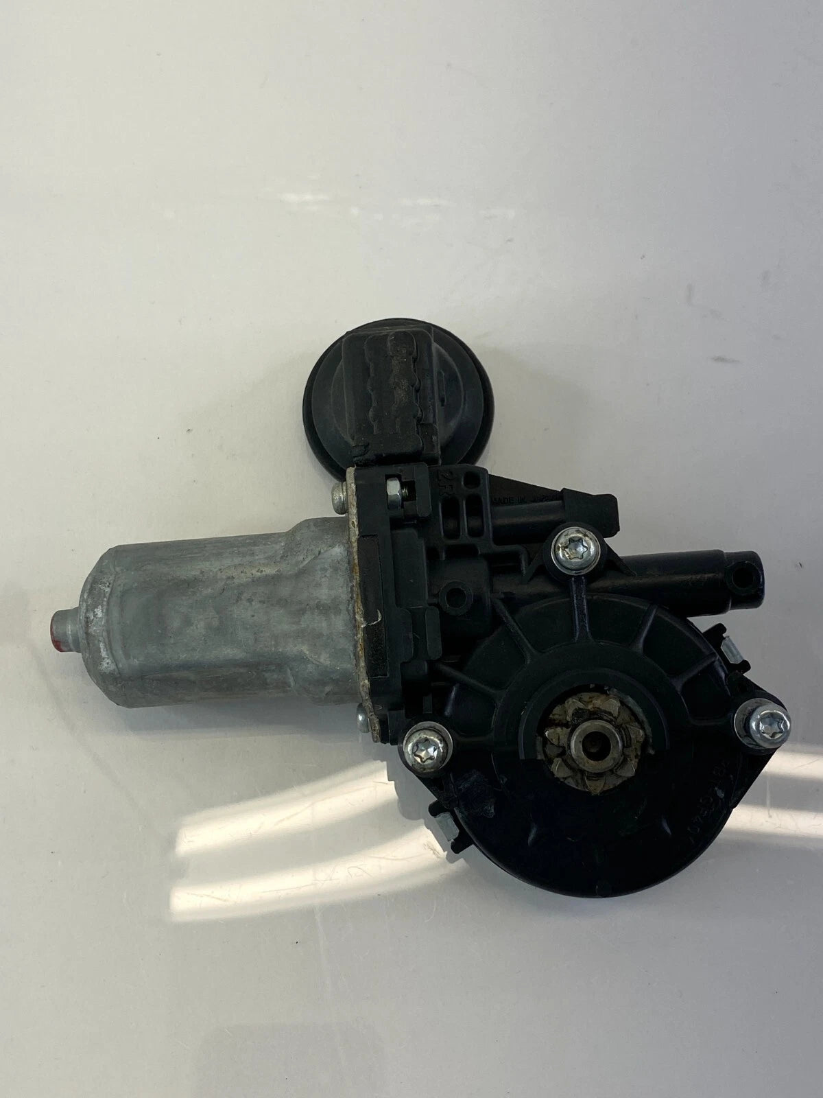 04 05 06 07 08 09 TOYOTA PRIUS FRONT RIGHT SIDE DOOR WINDOW MOTOR 85710-35180