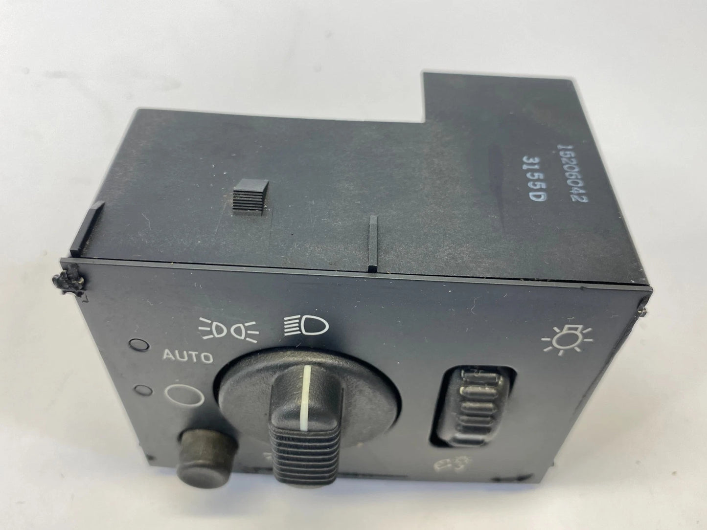 2003-2006 CHEVROLET TAHOE HEADLIGHT LAMP DIMMER SWITCH 15206042 OEM FACTORY