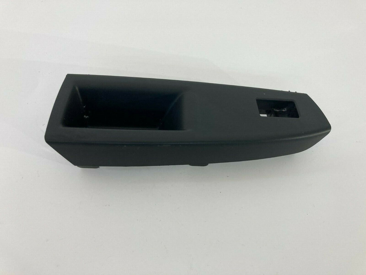 2011-2016 Chevrolet Cruze Rear Left Door Window Switch Bezel Trim 877569434 RR L