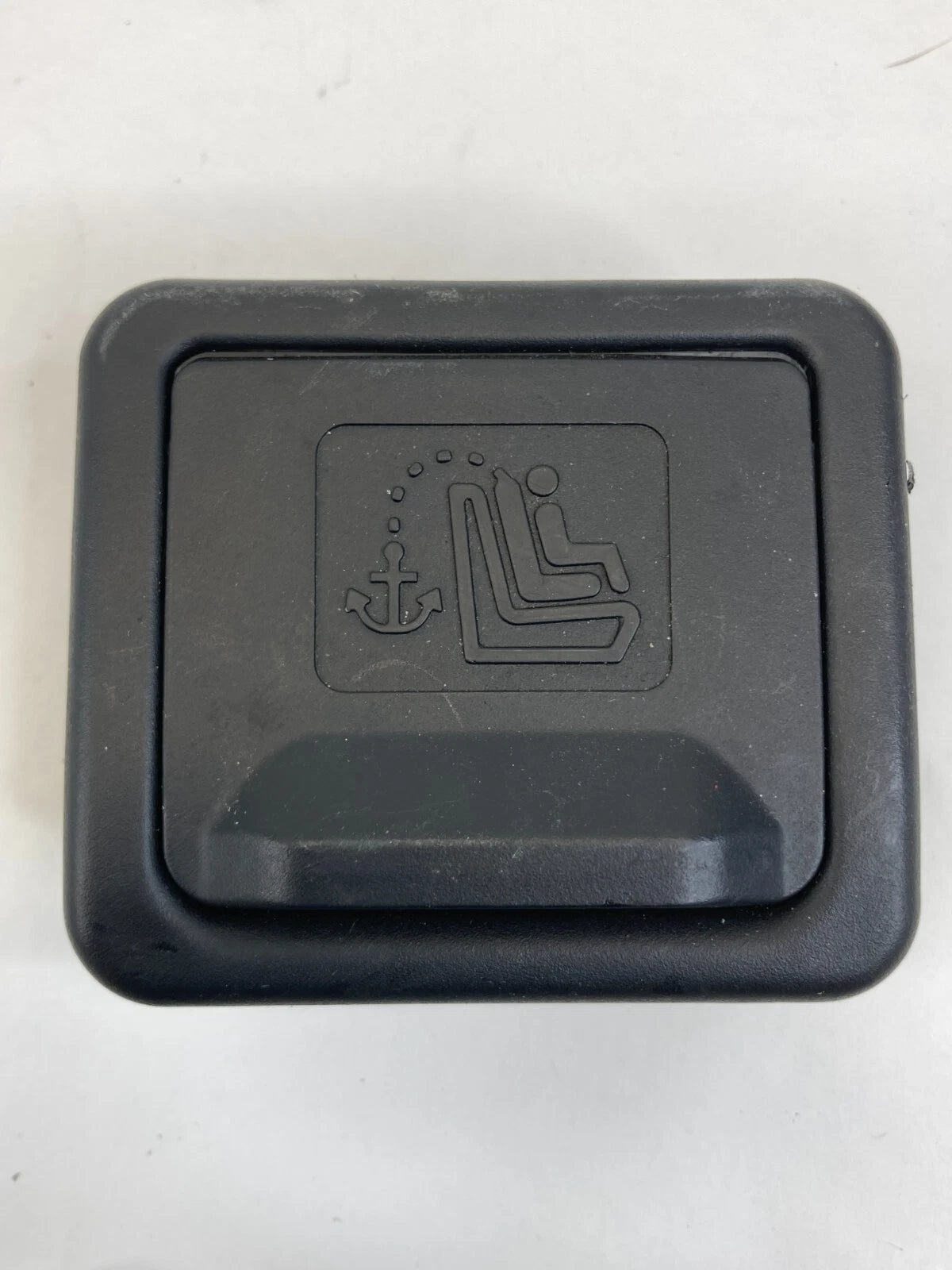 2011-2014 HYUNDAI SONATA REAR DECK CHILD SEAT SAFETY ANCHOR TRIM CAP OEM