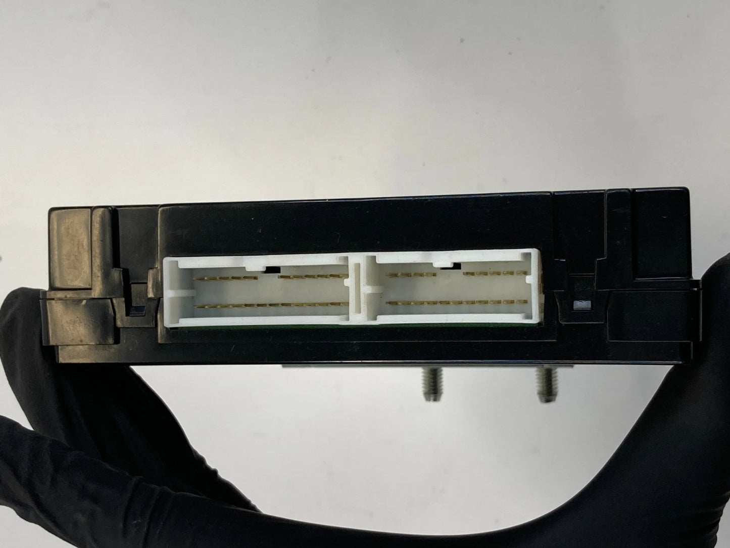 2010-2011 KIA RIO BCM BODY CONTROL SYSTEM MODULE COMPUTER UNIT OEM 95410-1G205
