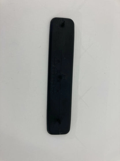 2003 2004 2005 2006 KIA SORENTO CENTER CONSOLE CUP STORAGE COVER RUBBER MAT OEM