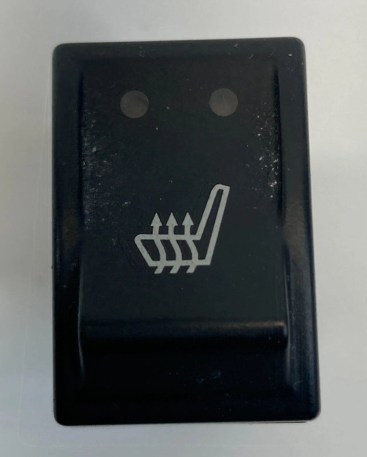 2005-2010 CHRYSLER 300 SEAT HEAT HEATED CONTROL SWITCH BUTTON 04602389AA OEM