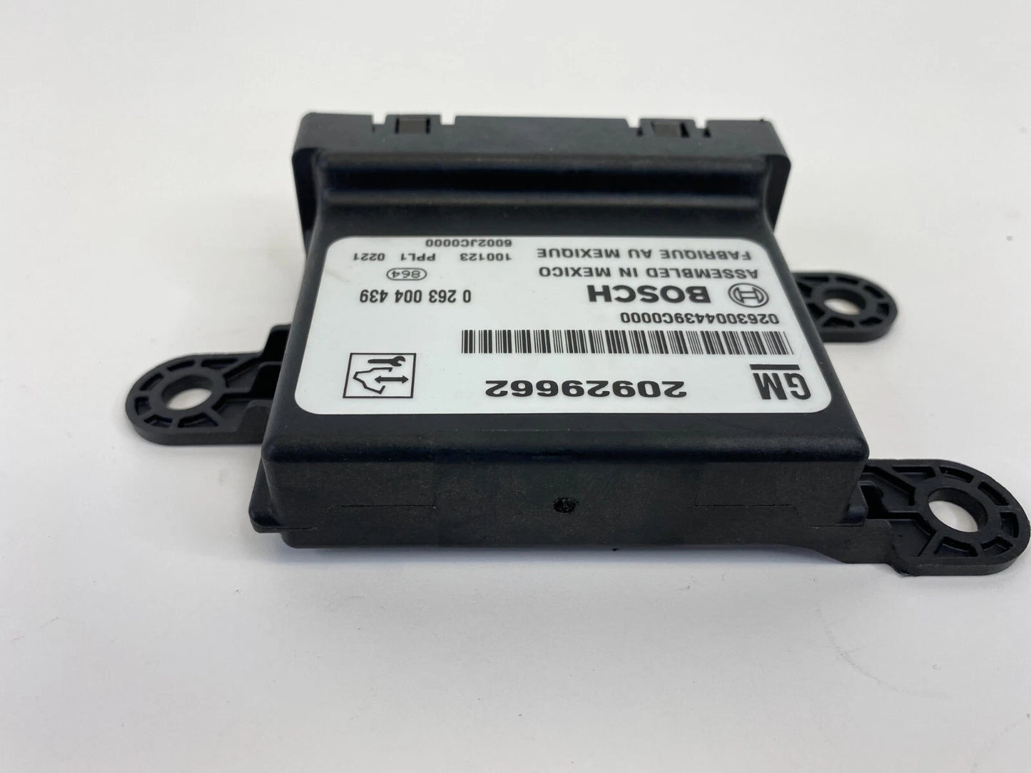 10-16 GMC ACADIA 10-17 ENCLAVE PARKING AID ASSIST CONTROL MODULE 20929662 OEM