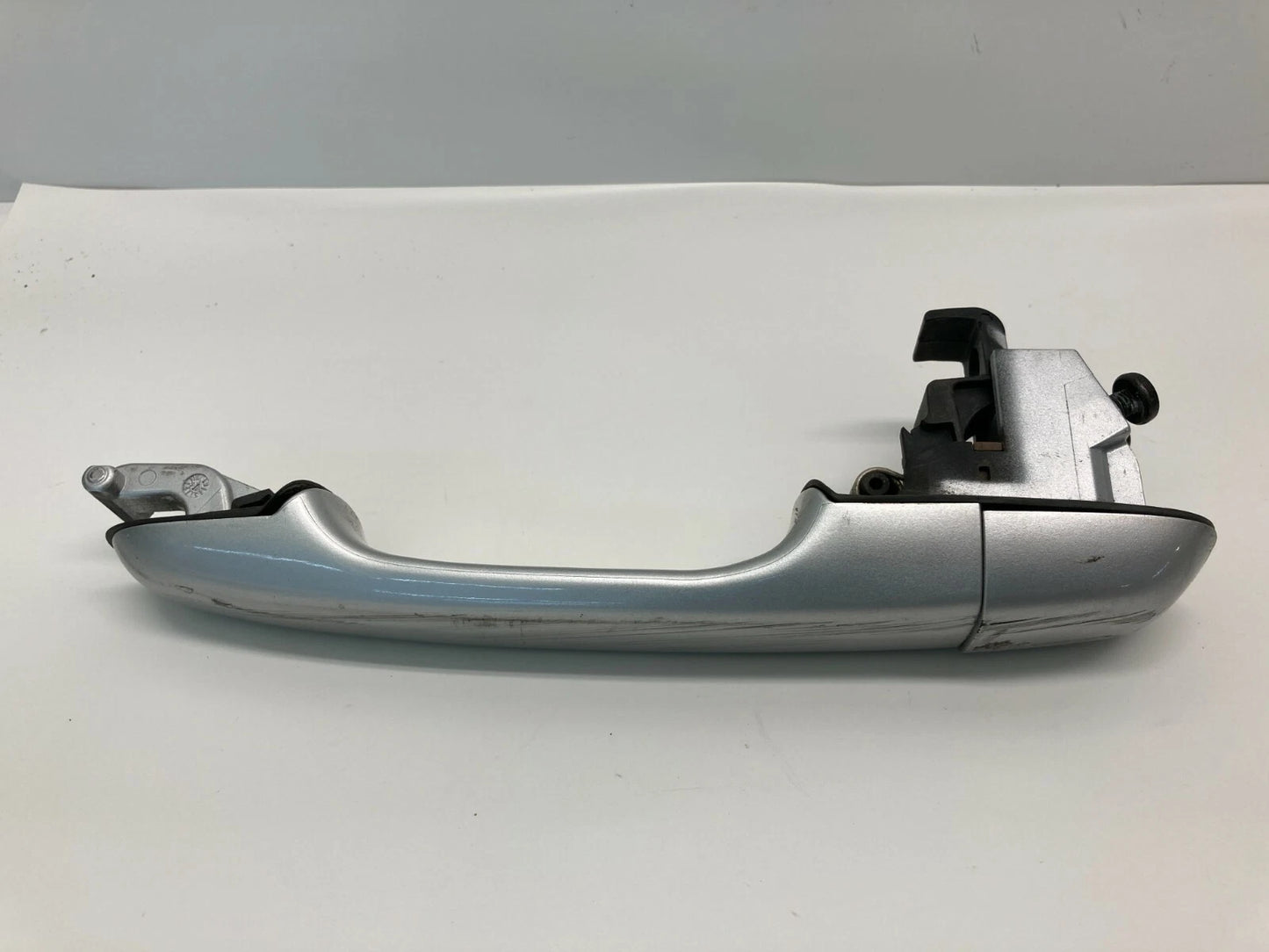 1998 1999 2000 VOLVO S70 REAR RIGHT EXTERIOR OUTER DOOR HANDLE ASSEMBLY OEM