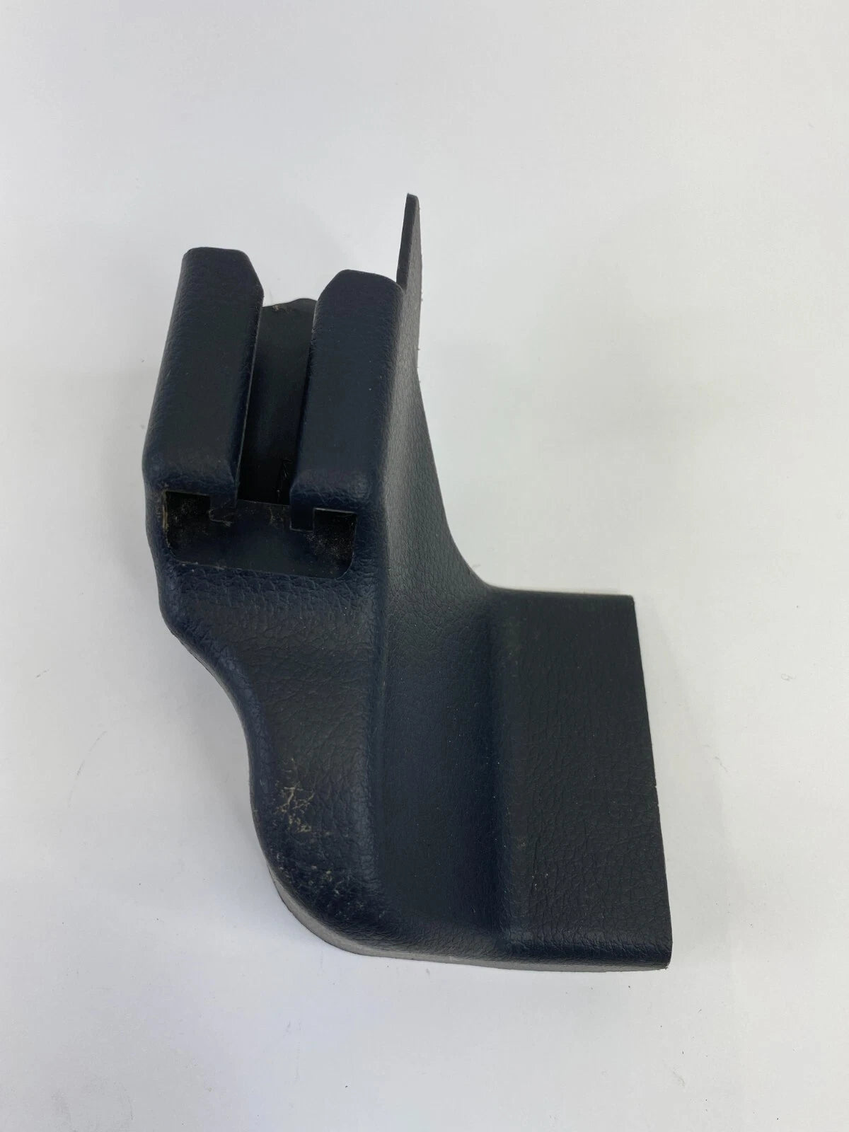 2004-2008 NISSAN MAXIMA FRONT RIGHT SIDE SEAT TRACK RAIL COVER BEZEL TRIM OEM