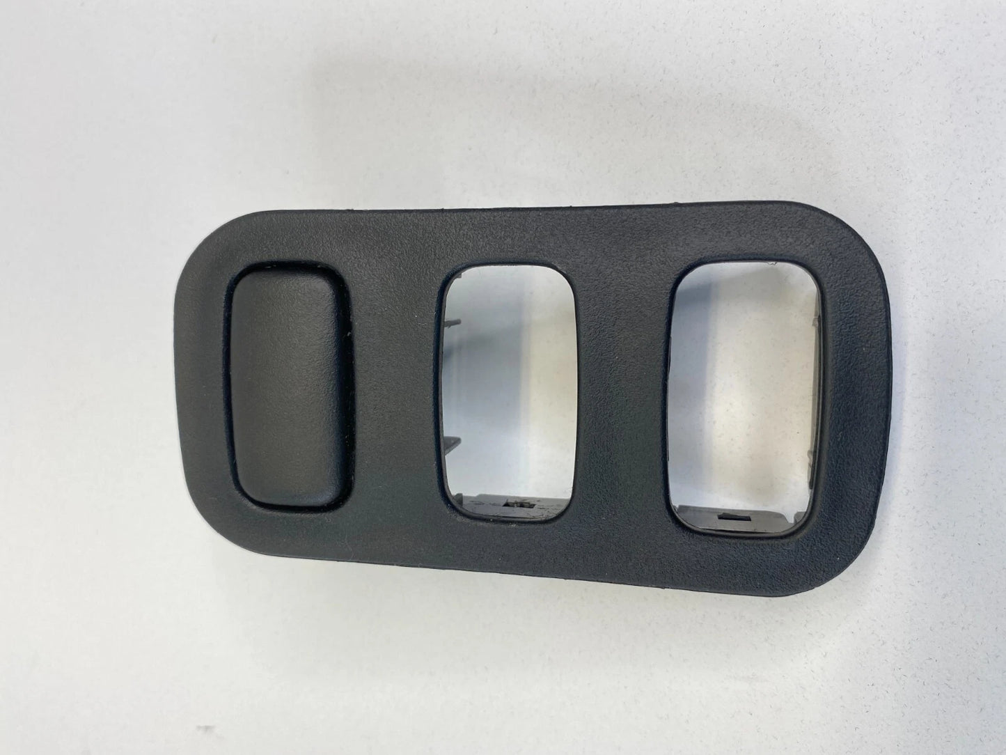 2005-2008 MITSUBISHI GALANT LEFT DASH DIMMER FOG LIGHT BUTTON BEZEL MR590321 OEM