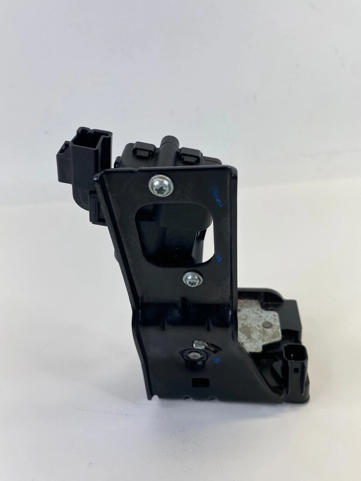 08-12 FORD ESCAPE 08-11 MARINER REAR TRUNK LID LOCK LATCH ACTUATOR RELEASE OEM
