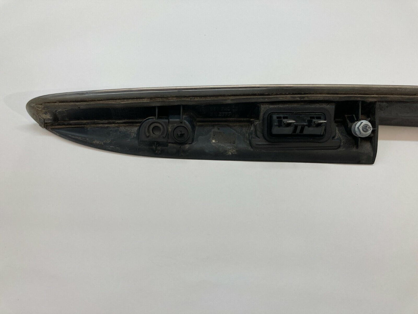 07-12 Mercedes-Benz R350 07-09 R320 Trunk Lid Handle Bezel Molding Panel Trim