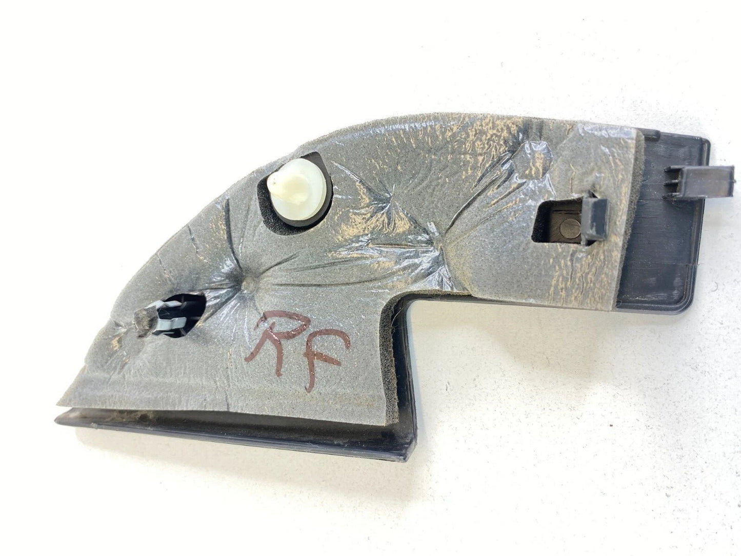 2006-2012 KIA SEDONA FRONT RIGHT PASSENGER INTERIOR MIRROR BOLT COVER TRIM BEZEL