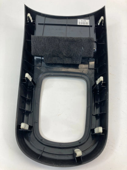 2010 2011 KIA SOUL CENTER CONSOLE SHIFT SHIFTER COVER BEZEL TRIM 84651-2K020 OEM