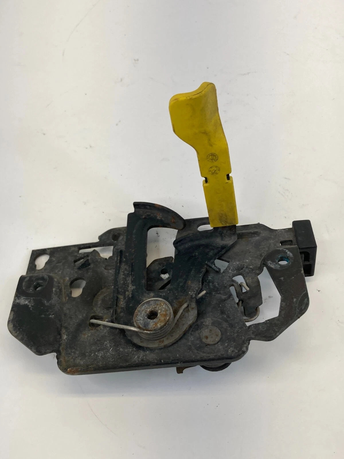2014-2019 FORD FIESTA SEDAN FRONT HOOD LOCK LATCH RELEASE ACTUATOR OEM
